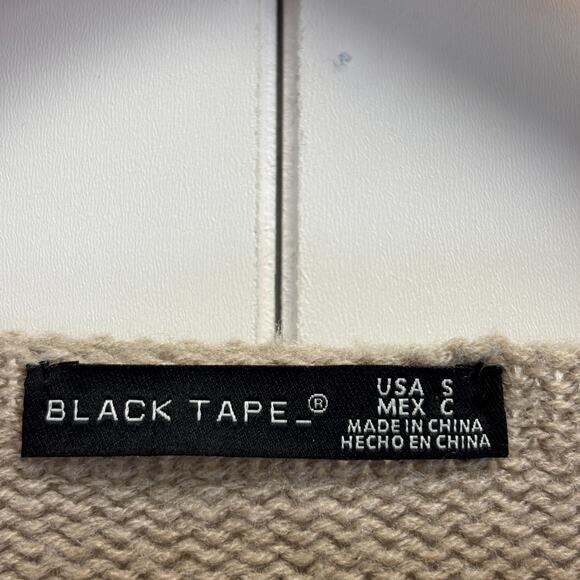 Black Tape Women's Hipster Chevron V-Neck Sweater Size S Neutral Minimalist Cozy - Picture 3 of 7